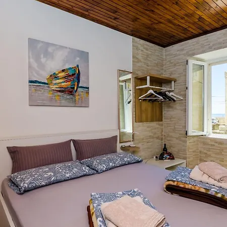 Guest house Old Town 3*